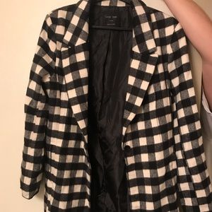Black & white checkered Trenchcoat